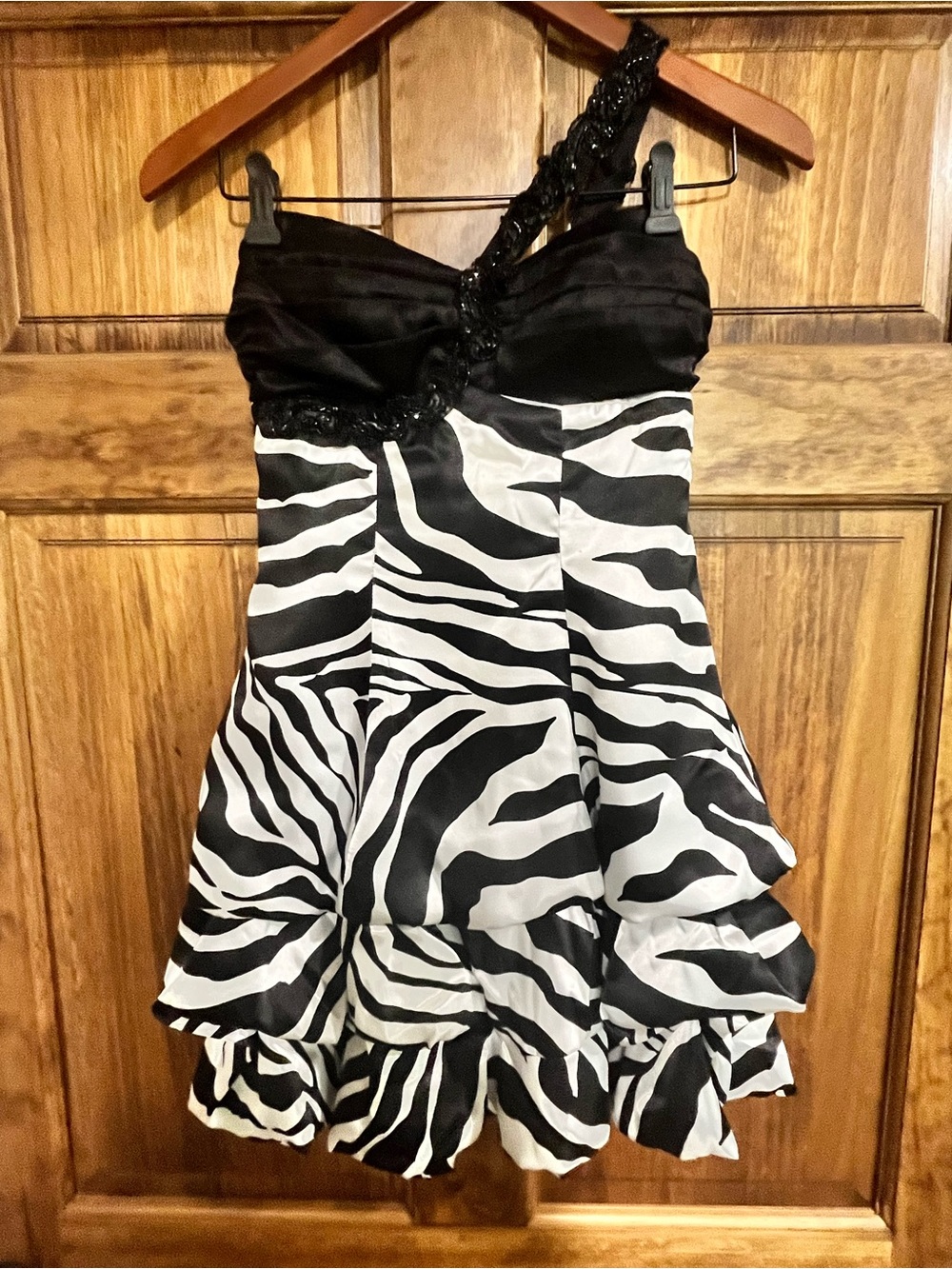 B Darlin Y2K Black & White Zebra Print 1-Shoulder Juniors Cocktail Dress Sz 1/2
